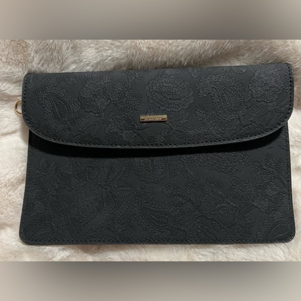 Slim black textured paisley design slim clutch